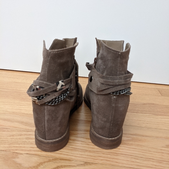 Suede booties hidden wedge - Picture 3 of 4